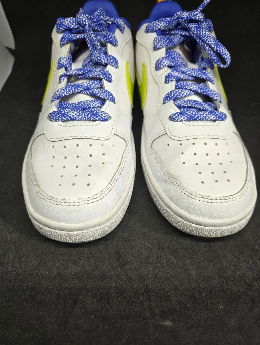 Nike Court Borough Low 2 SE Basketball Sneakers Shies 5.5Y